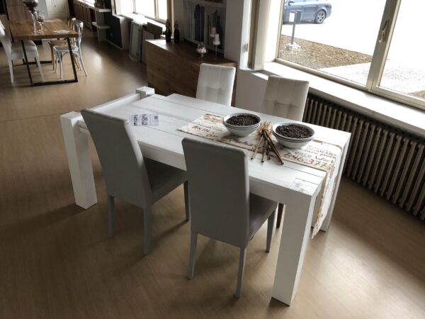 Tavolo country laccato bianco abete spazzolato