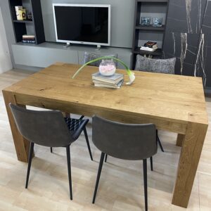 Tavolo country rovere nodato